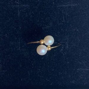 ***SOLD*** Pearl Ring 18K Gold Infinity Ring